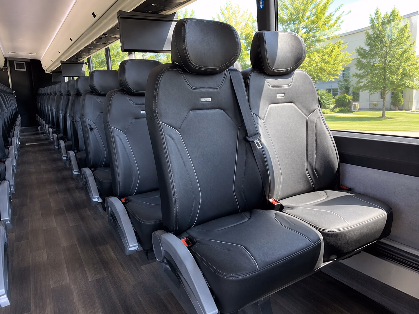 compare idaho falls bus rentals from a network of companies in minutes